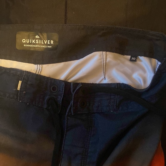 Quicksilver men swim trunks size 30 - Picture 5 of 9